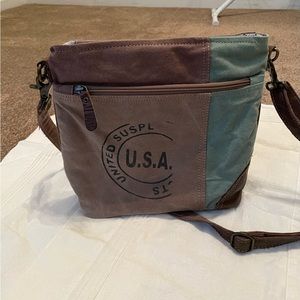 Myra crossbody handbag